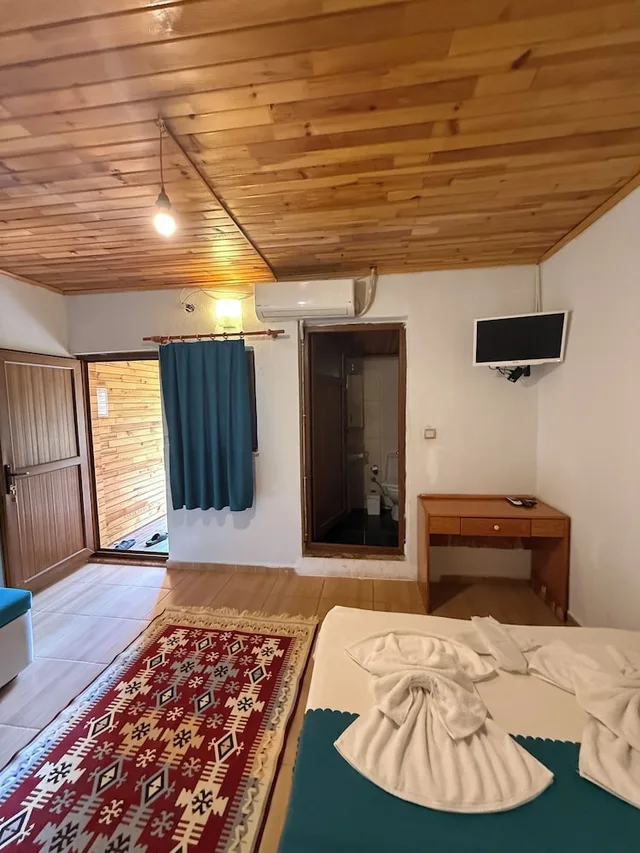 غرفة قياسية ثلاثية بسرير كوين وسرير فردي، Likya Yanartas Bungalow & Apart 1/10