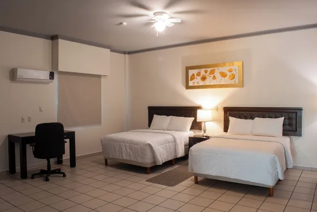 غرفة قياسية بسرير كينج بغرفة نوم واحدة، Hotel & Suites Aliana 4/7