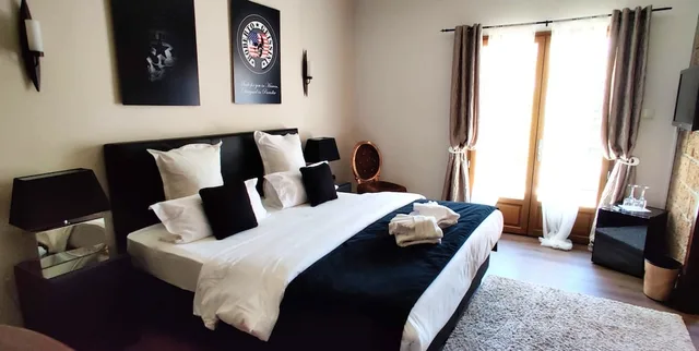 غرفة ديلوكس بسرير كينج، Maison Prestige Roberto Geissini 6/9