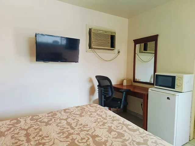 غرفة بسرير كينج لغير المدخنين، Pen Ann by Capital O Pharr/McAllen TX 2/3