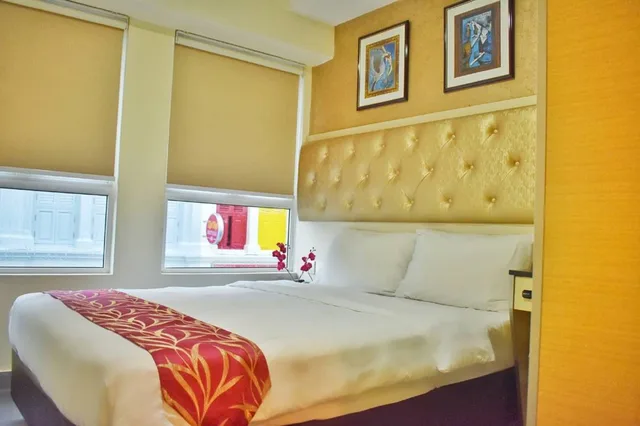 Deluxe, Queen Bed, Sandpiper Hotel 3/8