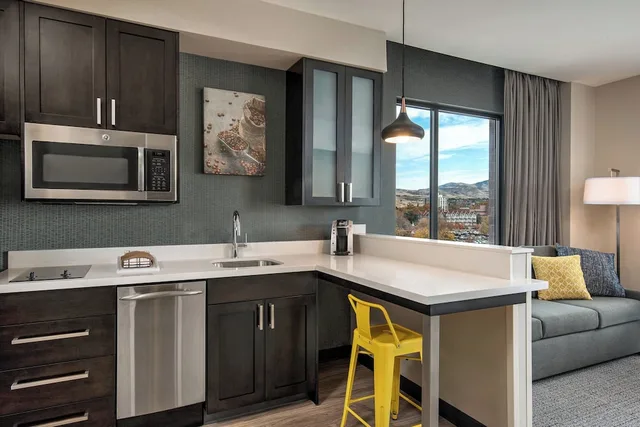 استوديو بسرير كينج مع أريكة، Residence Inn Boise Downtown City Center 3/4
