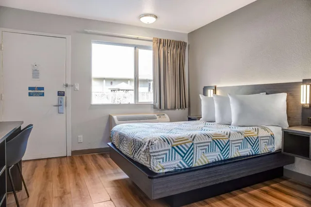 غرفة بسرير مزدوج لذوي الإعاقة، Motel6 Carson City, NV 1/8