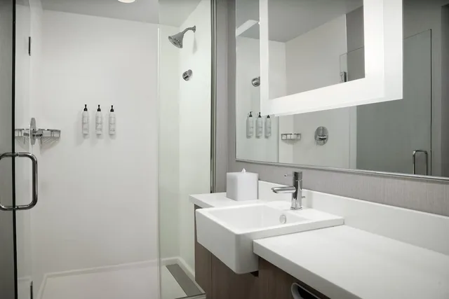جناح بسرير كينج مع أريكة، Springhill Suites by Marriott Lexington Fritz Farm 2/3