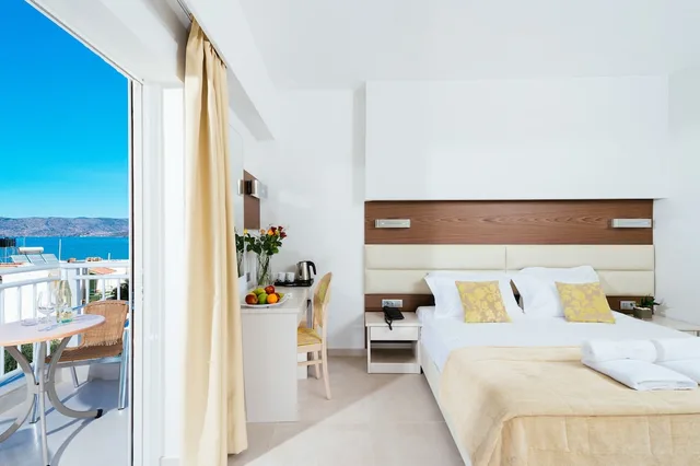 غرفة سوبيريور بإطلالة على الحديقة، Elounda Akti Olous Hotel - Adults Only 2/3