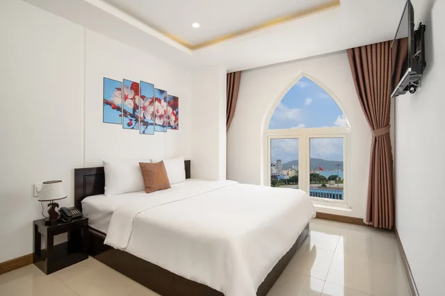 غرفة أساسية بسرير كوين، Phuong Dong Hotel & Apartment 5/8