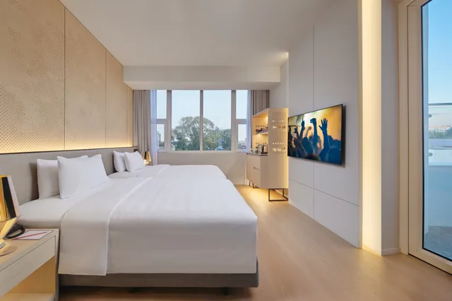 غرفة ديلوكس بشرفة، Hard Rock Hotel Pattaya 4/7