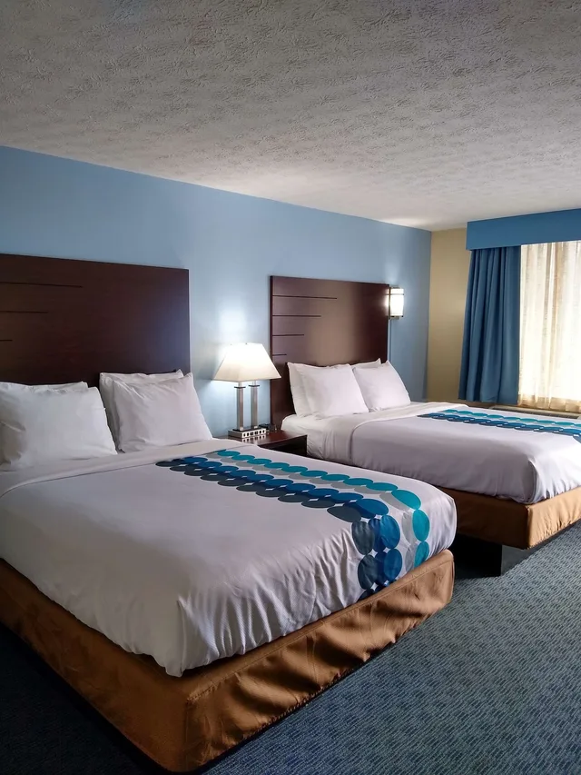 غرفة قياسية بسريرين كوين، SureStay Hotel by Best Western Bardstown General Nelson 1/8