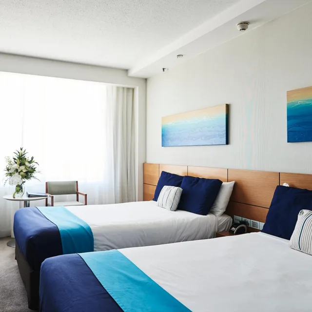 Executive, Twin Beds, Marina View, The Ville Resort - Casino 1/8