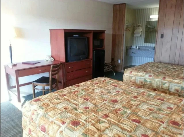 غرفة بسريرين كوين، Budget Inn By OYO Natural Bridge I-81 3/4