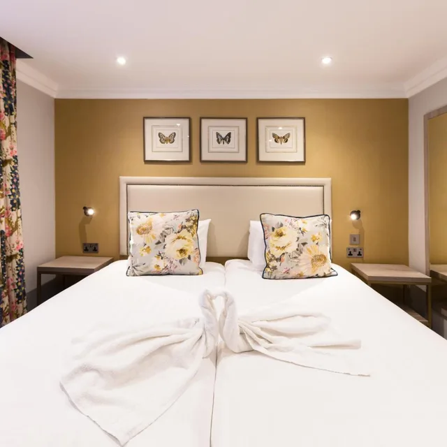 غرفة قياسية مفردة، Byron Hotel 8/13