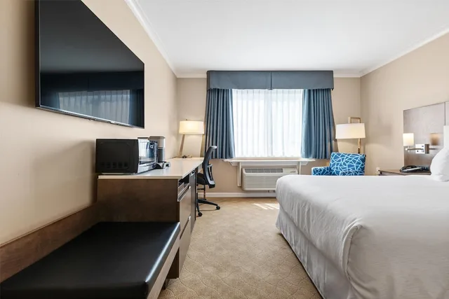 غرفة قياسية بسرير كوين لذوي الإعاقة، Best Western Plus Columbia River Hotel 1/8