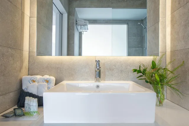 Superior, Double Bed, Lateral Side Sea View، Lordos Beach Hotel and Spa 8/10