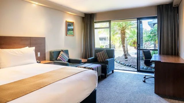 غرفة قياسية بسرير كينج، Holiday Inn Auckland Airport 1/10
