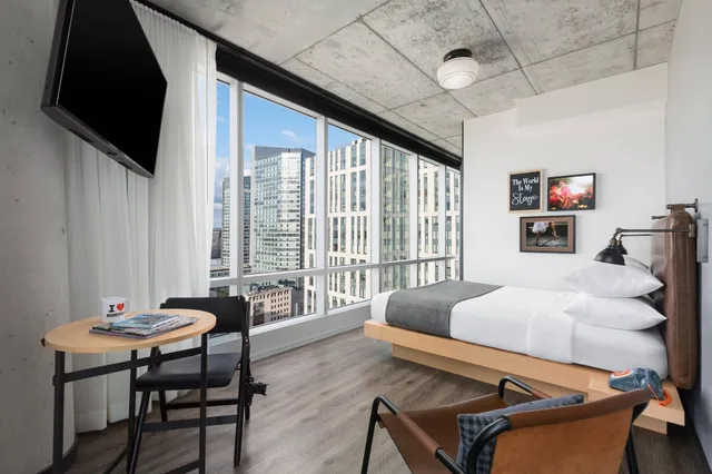 غرفة بسرير مزدوج، Moxy Boston Downtown 4/6