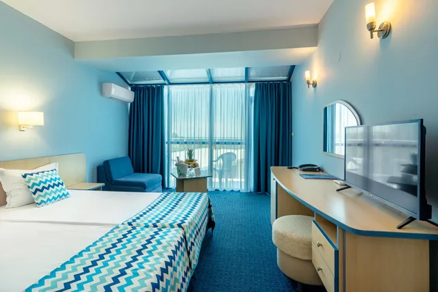 غرفة قياسية بسرير مزدوج أو سريرين منفصلين مع سرير إضافي، BSA Holiday park Hotel 8/10