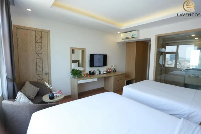 Deluxe, Twin Beds, City View, Lavencos Hotel Da Nang 2/3