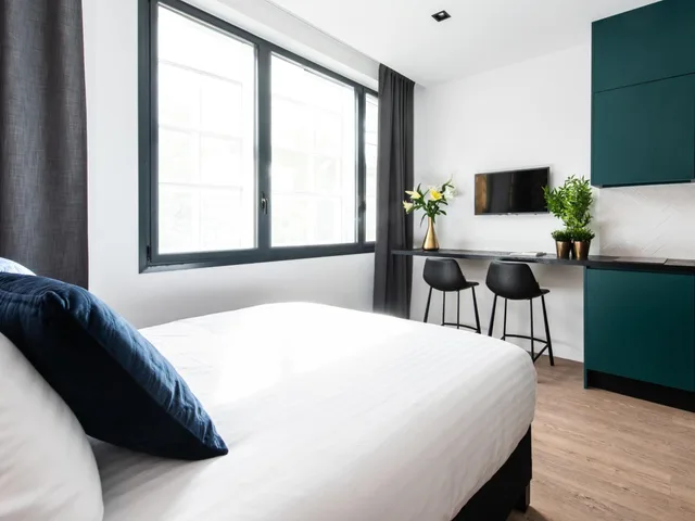 Studio, Kitchen, Large, YAYS Paris Issy 5/10