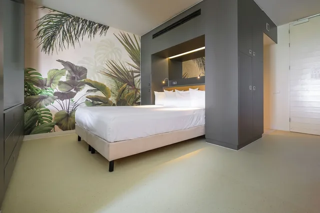 Room, King Bed, Lobby View، Papagayo Beach Hotel 2/4