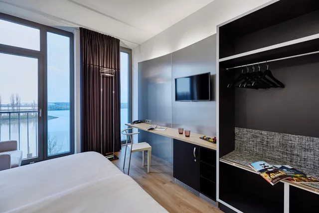 Innside, King Bed, River View، Innside By Melia Bremen 8/10