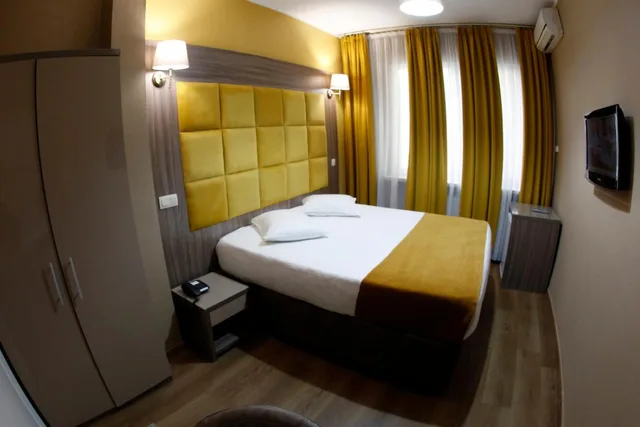 Economy, King Bed, Hotel Midi-Zuid 3/7
