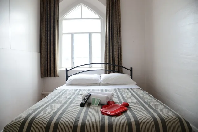غرفة بسرير مزدوج بحمام مشترك، Jailhouse Accommodation 3/9