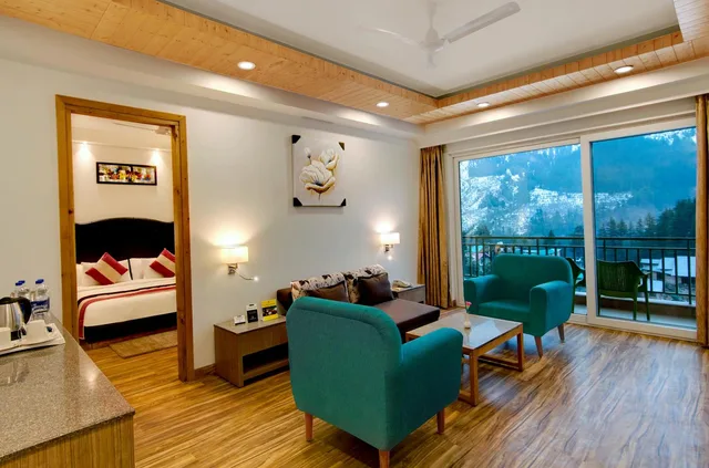 جناح رئاسي، The Orchard Greens Resort 1/1