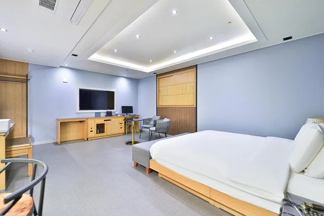 غرفة بسرير كينج، IB Hotel 3/5