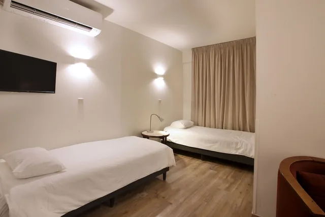 غرفة رباعية بأربعة أسرّة، Centrum Hotel 4/9