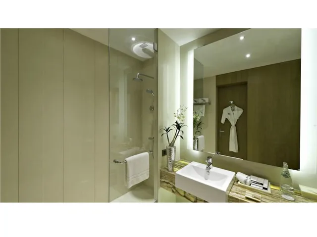 Winter Green Room، Meluha the Fern An Ecotel Hotel 7/7