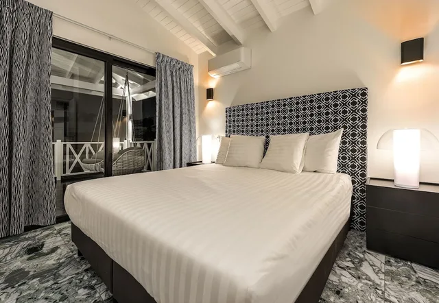 جناح ملكي بـ4 غرف نوم بمسبح خاص، Papagayo Beach Resort 1/6