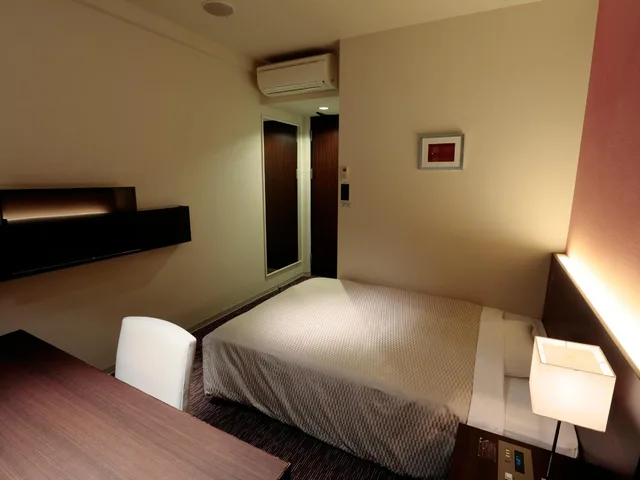 غرفة قياسية بسرير مزدوج للمدخنين، Candeo Hotels Kikuyo 5/10