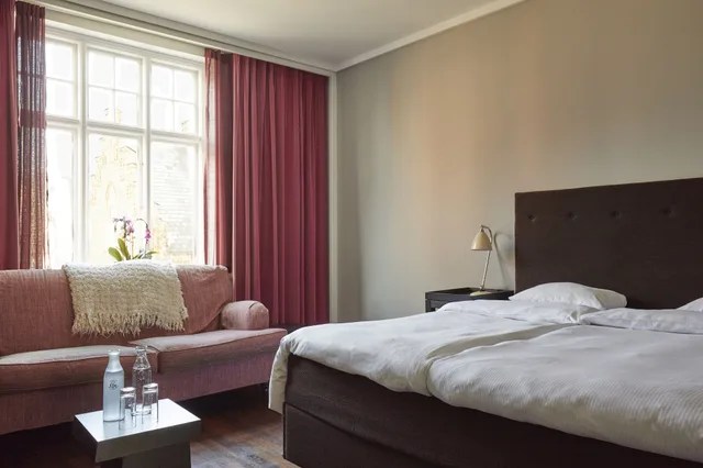 غرفة تنفيذية بسرير كينج، First Hotel Grand Odense 2/3