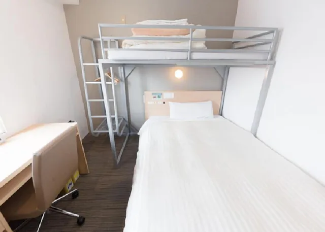 غرفة بسرير مزدوج وسرير بطابقين، Super Hotel Tokyo Otsuka 3/5