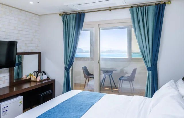 Ocean, Deluxe, Twin Beds، Hu:An Stay Hotel 2/2