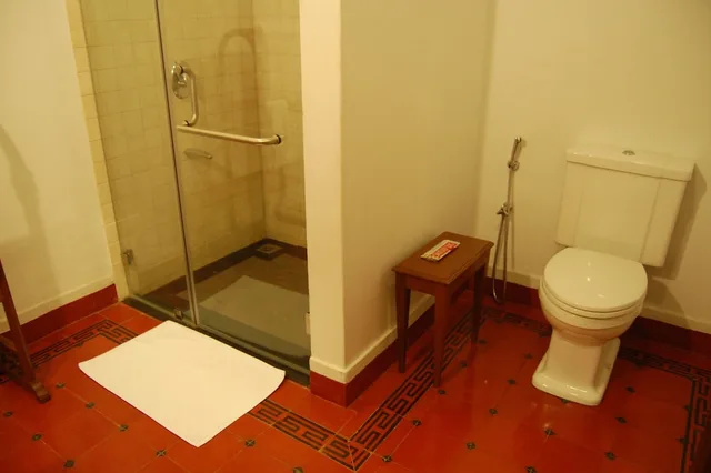غرفة بسرير كينج، Visalam Hotel 2/2