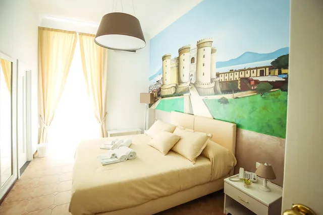 غرفة كومفورت ثلاثية بسرير كوين وسرير فردي، Hotel Napoli Mia 1/1