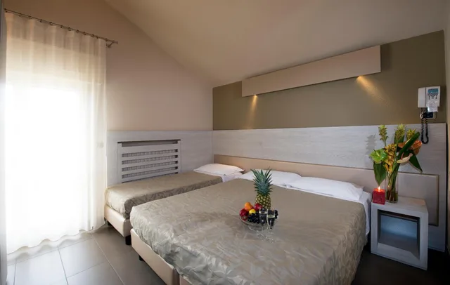 غرفة قياسية ثلاثية، Hotel Rosenblatt 2/9