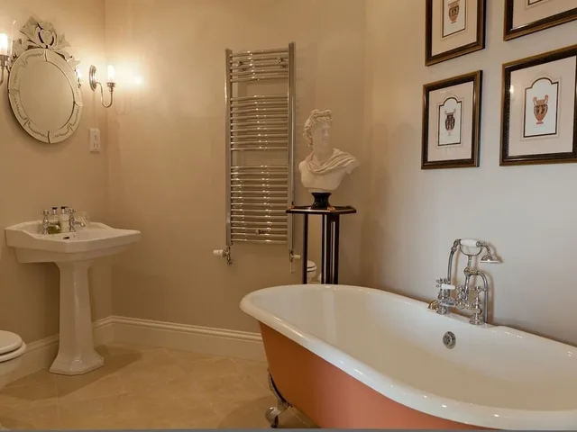 Eldon, Superior, King Bed، West Longridge Manor B&B 6/8