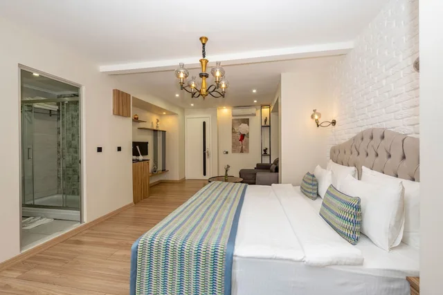 غرفة بسرير كينج 303، Hotel the Marions Suite 9/10