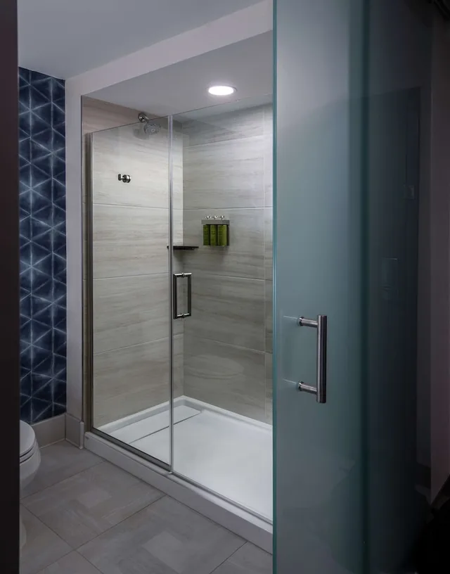 Fitness, King Bed, Balcony، Doubletree By Hilton Hot Springs Ar 5/5