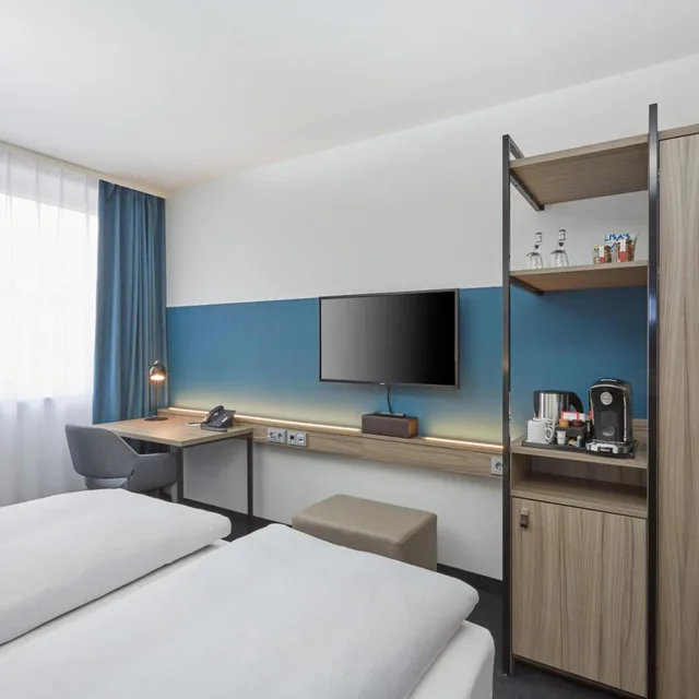 غرفة كومفورت بسرير كينج، H4 Hotel Leipzig 5/10