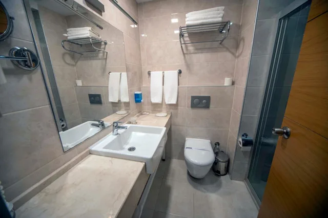 Deluxe, Double Bed, Grand Itimat Hotel 10/10