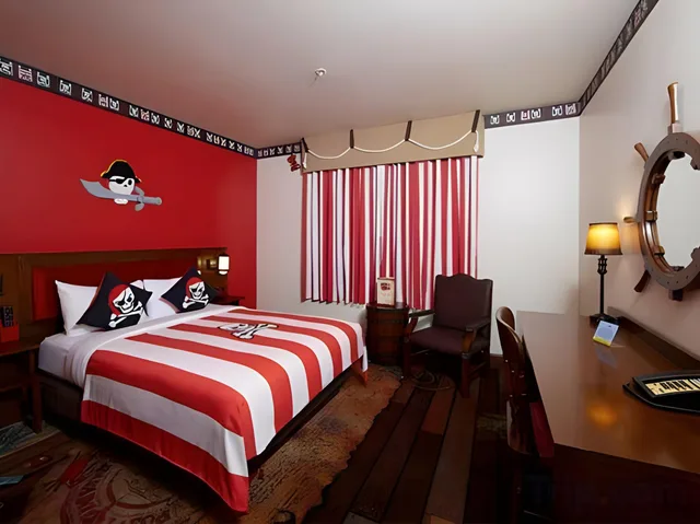 Theme, Legoland Hotel 1/1