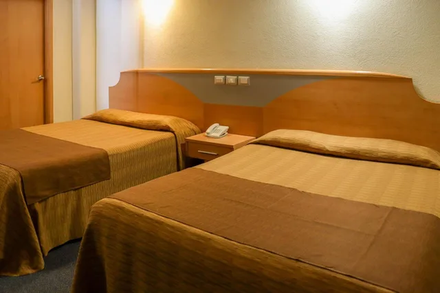 Room, 2 Double Beds, Hotel Milan 1/4