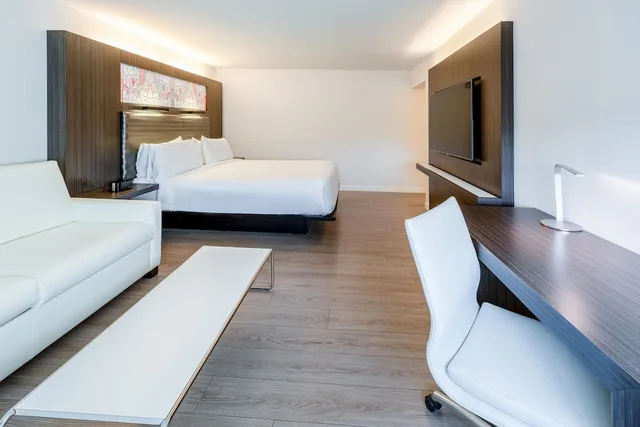 Aloft, Suite, King Bed, Corner، Aloft Sunnyvale 2/4