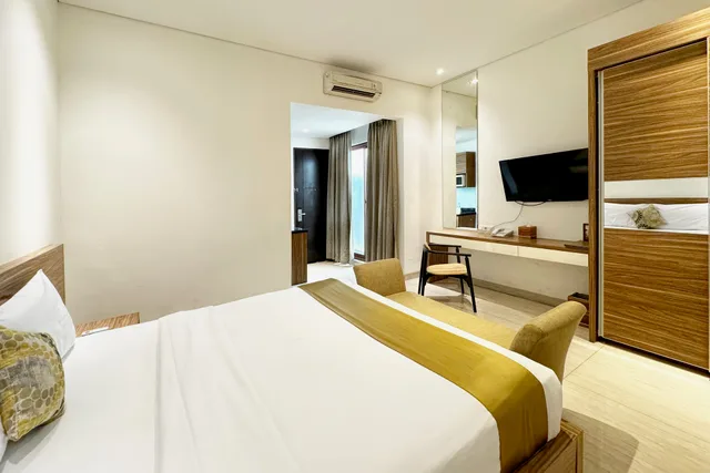 Business, Suite, Rasuna Icon Hotel 2/7