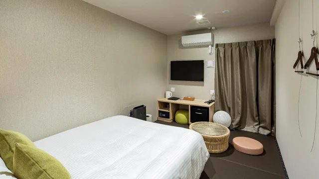 غرفة تُحدَّد عند الوصول، Hotel Reference Tenjin III 1/1