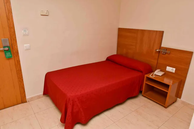 Room, Single, Adsubia 1/2