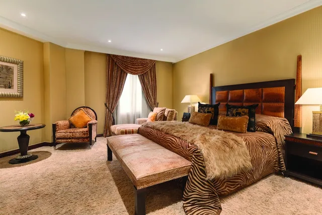 Royal, Pavilion, King Bed, Grand Regency Doha Trademark Collection by Wyndham 2/3